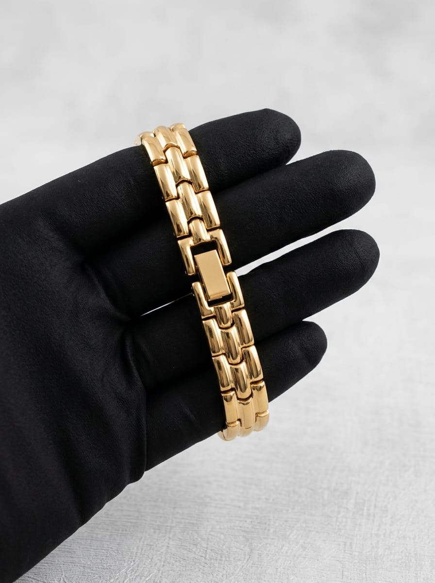 Dior Hexagonal Gold-Tone Ladies Watch – White Dial
